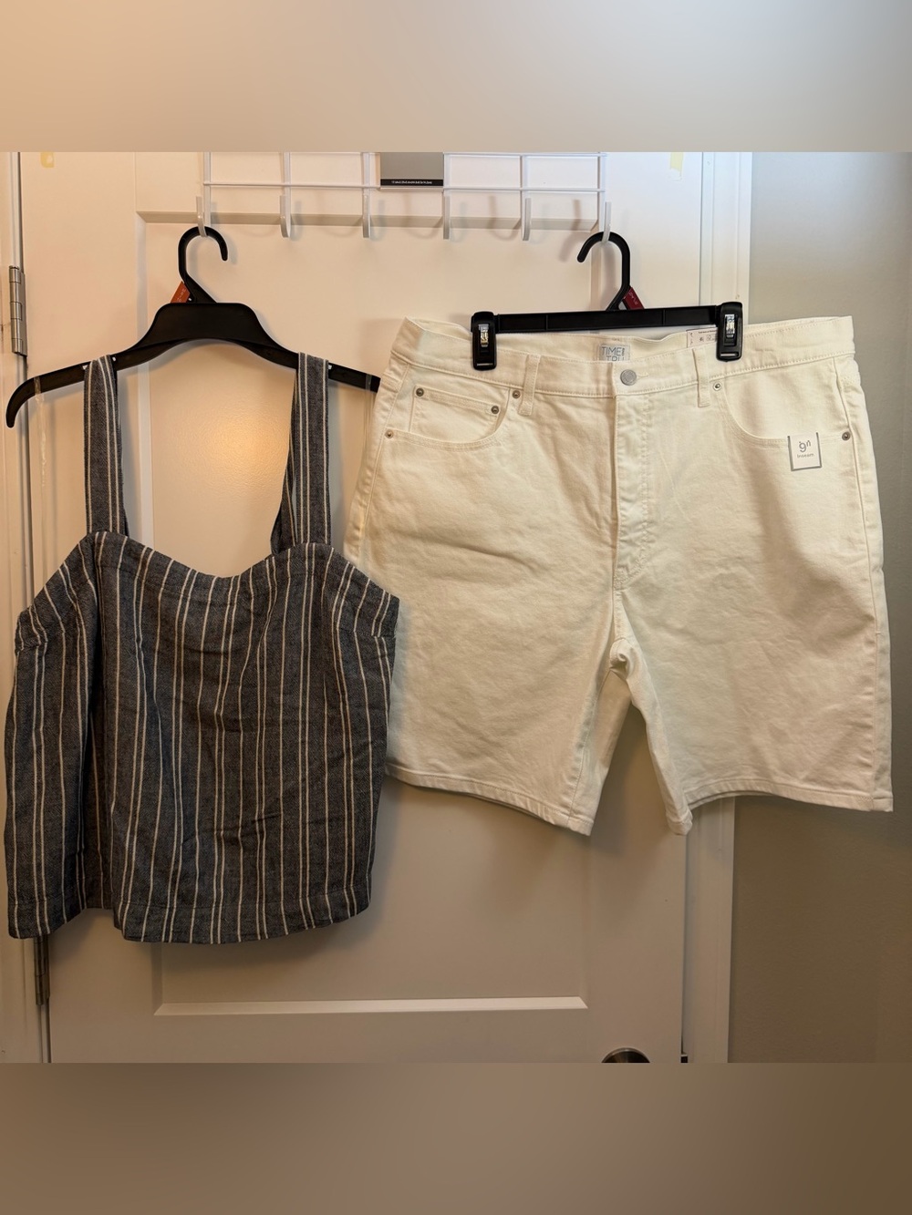 2XL women’s Cream Denim Shorts and top set